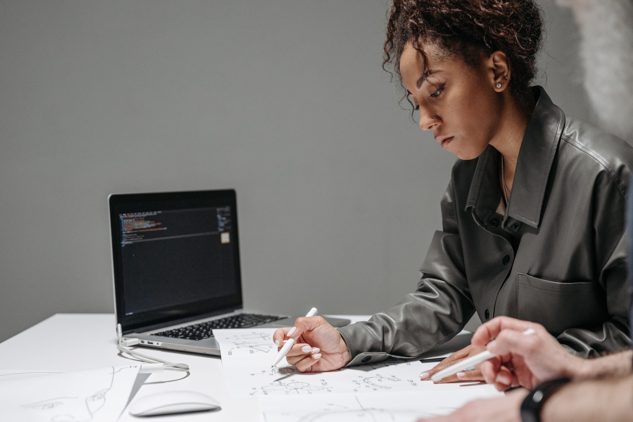 How to apply for a senior data engineer jobs 